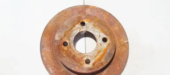 Ford Focus Rear brake disc neventiliuojamas