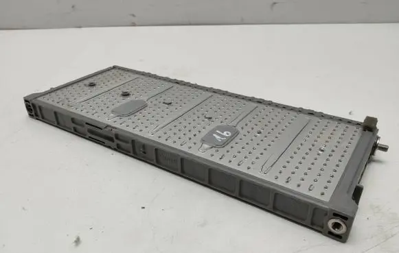 Toyota Prius (XW50) Hybrid / electric car battery 