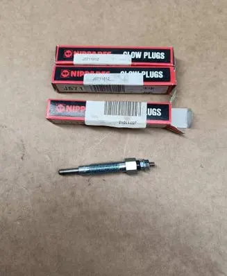 Nissan Terrano Glow plug J5711012