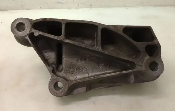 Citroen C5 Engine mounting bracket 326B97L