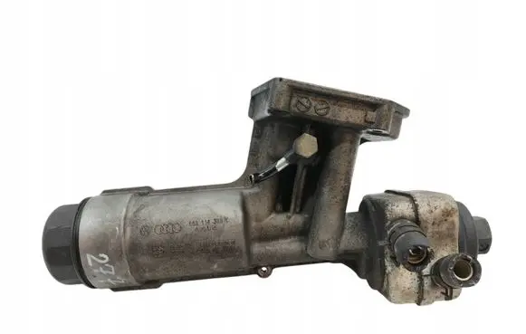 Audi A4 S4 B6 8E 8H Oil filter mounting bracket 038115389C
