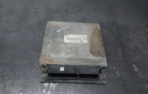 Volkswagen PASSAT B6 Engine control unit/module 03G906018EM 5WP45562AF
