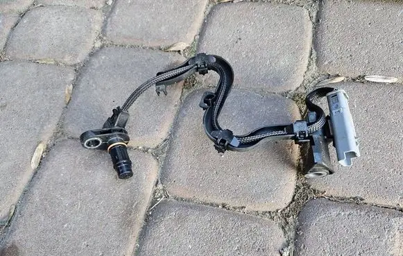 Opel Mokka B Camshaft position sensor 9816032180