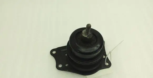 Volkswagen Polo IV 9N3 Engine mount bracket 6Q0199262 6Q0199262BD
