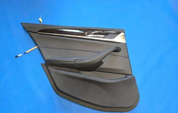 BMW 5 G30 G31 G38 Rear door card panel trim