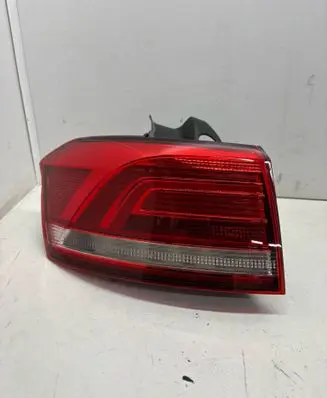 Volkswagen PASSAT B8 Rear/tail lights 3G9945095D