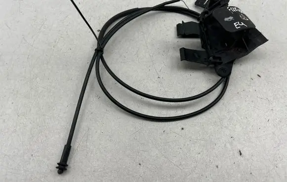 Ford Fusion Engine bonnet (hood) release handle 