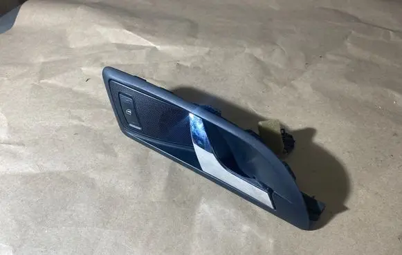 Front door interior handle