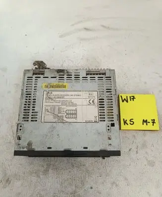 Volkswagen Golf IV Radio/GPS head unit trim MEZ33992302 LACM0600R