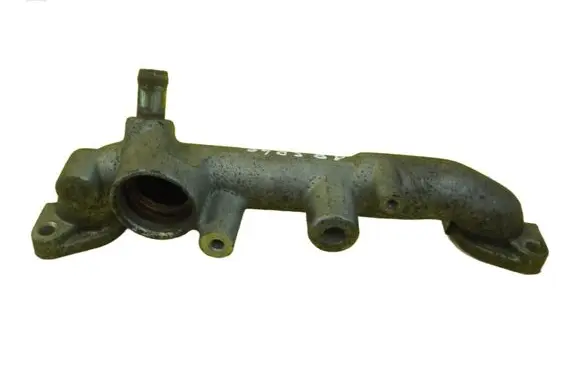 Mitsubishi Pajero Engine coolant pipe/hose 