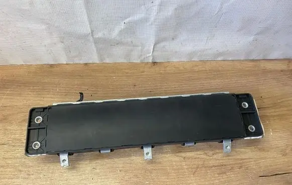 Volvo S90, V90 Knee airbag P031351335