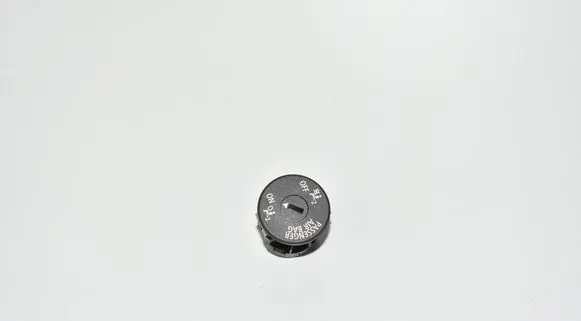 Passenger airbag on/off switch