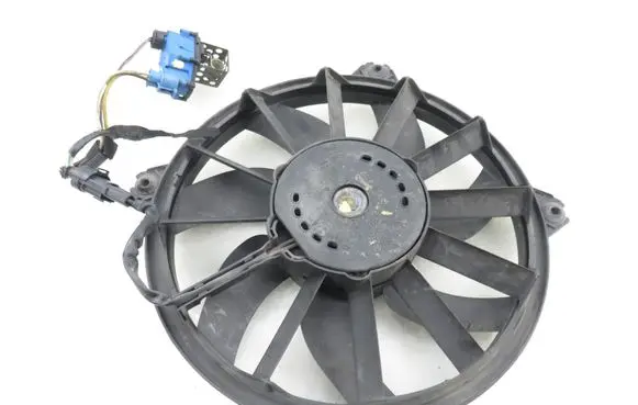 Peugeot 308 Fan set 874716T