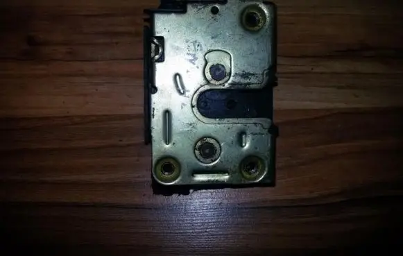 Renault 19 Rear door lock