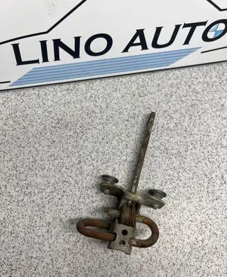 BMW 7 E32 Rear door check strap stopper 1938878