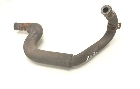 Toyota Auris 150 Engine coolant pipe/hose
