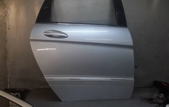 Mercedes-Benz B W245 Rear door 