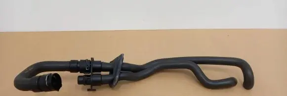 Land Rover Evoque I Engine coolant pipe/hose 6G9118C266CG GJ328B159AA