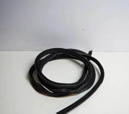 Trunk rubber seal (body)