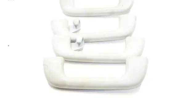 Toyota Avensis T270 A set of handles for the ceiling 