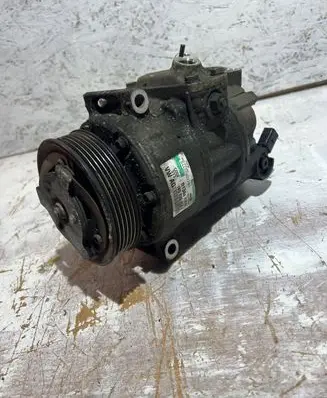 Volkswagen PASSAT B6 Air conditioning (A/C) compressor (pump) 1K0820859F