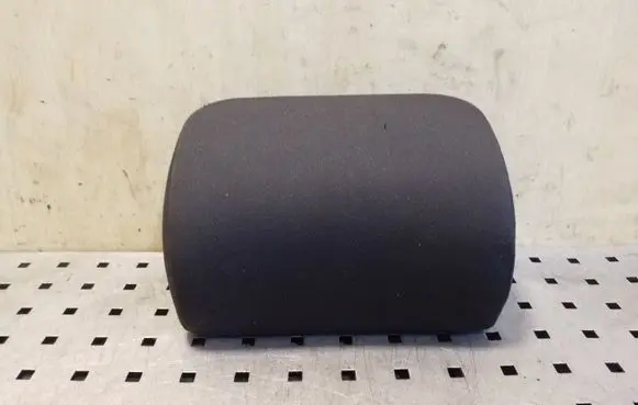 Volkswagen Golf VI Rear seat headrest 