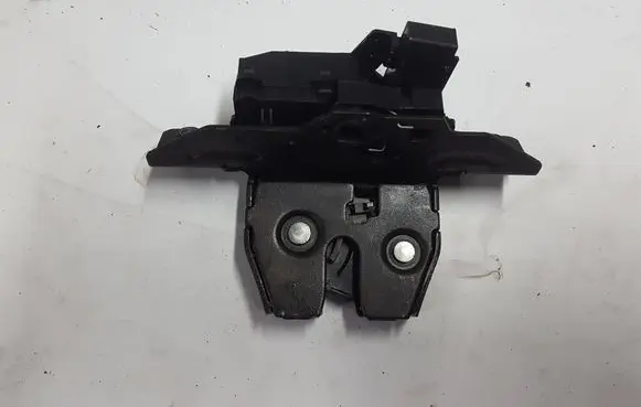 Opel Astra K Tailgate/trunk/boot lock/catch/latch 