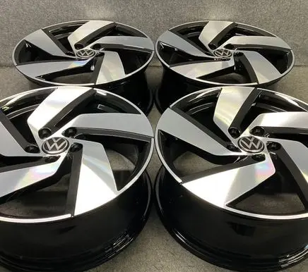 Volkswagen Golf VIII R18 alloy rim 5H0601025H