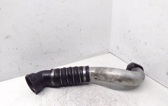 BMW 5 E60 E61 Intercooler hose/pipe 4727353