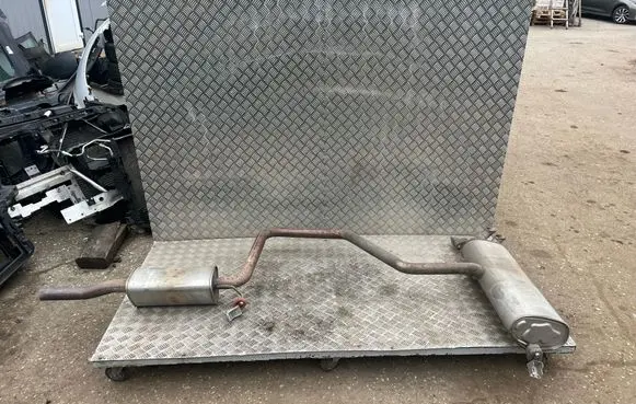 Audi Q3 F3 Muffler/silencer 5QF253211S 5QF253611AG