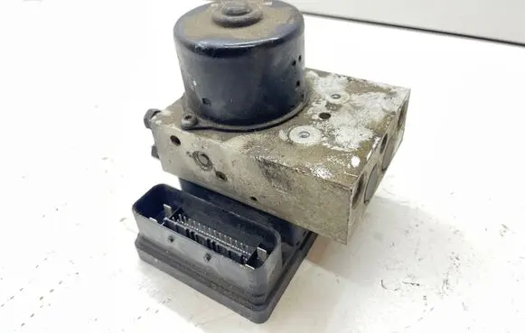 Volvo S60 ABS Pump P08619974 8619968