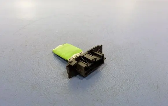 Fiat Punto (199) Heater blower motor/fan resistor 