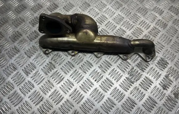 Audi A8 S8 D3 4E Exhaust manifold 057253033L