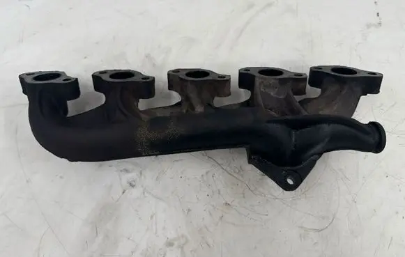 Volvo S60 Exhaust manifold 30637797