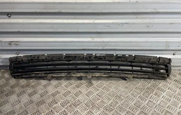Citroen Berlingo Front bumper upper radiator grill 9682581877