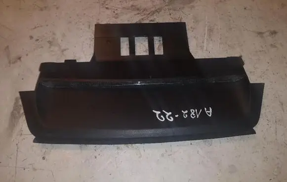 Volvo S80 Third/center stoplight 148316