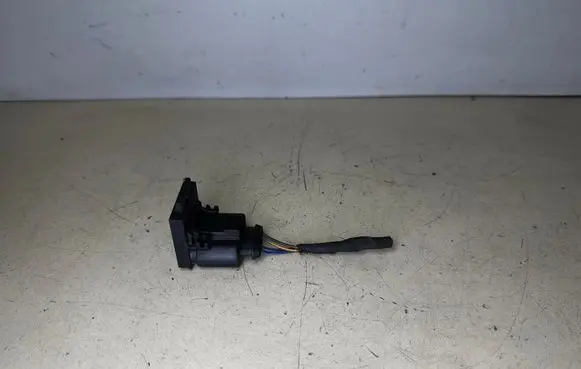 Volkswagen Golf VI Clutch pedal sensor 1K0927810E 1K0927810 8K0973705