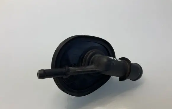 Mercedes-Benz E W212 Engine coolant pipe/hose