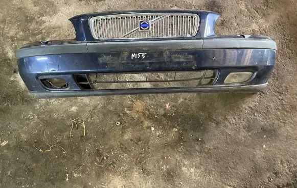 Volvo V70 Front bumper