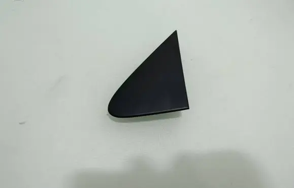 Toyota Corolla E140 E150 Fender end trim 6011802050 02050