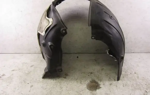 Mazda 3 Front wheel arch liner splash guards