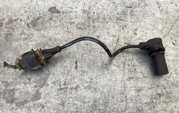 Volvo XC90 Crankshaft position sensor 09121 SS11081