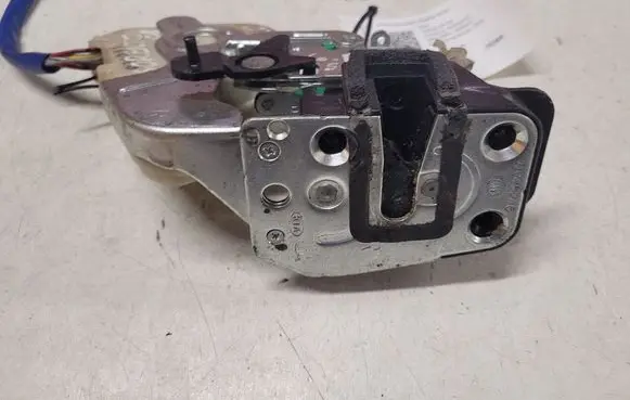 KIA Sorento Rear door lock