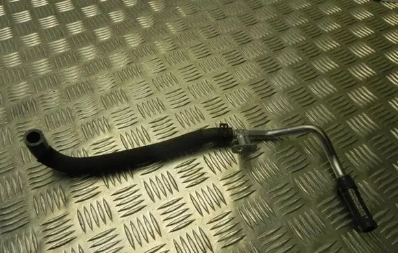 Mercedes-Benz C AMG W205 Engine coolant pipe/hose A2740300382 VD12285