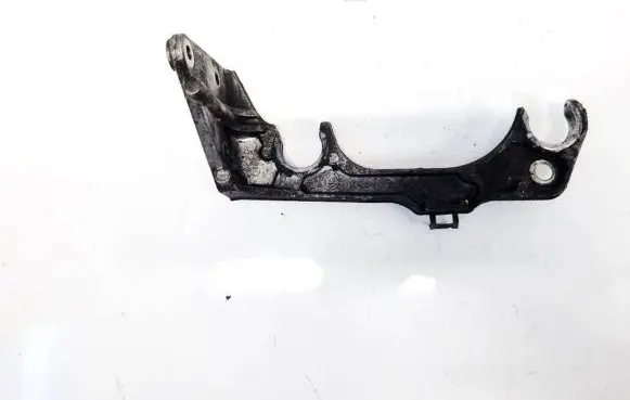 Mercedes-Benz E W212 Engine mounting bracket a6510940127