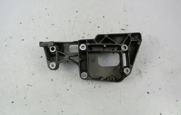 Volkswagen Golf IV Generator/alternator bracket 06F903143F