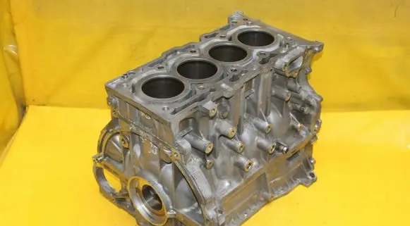Mitsubishi Lancer X Engine block 4N13