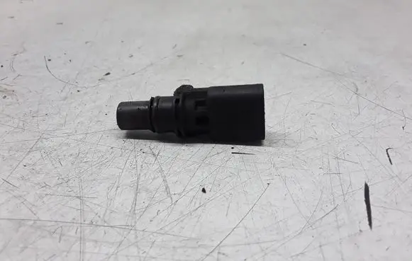 Volkswagen PASSAT B6 Camshaft position sensor 06C905163