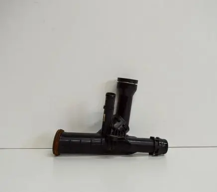 Audi Q5 SQ5 Engine coolant pipe/hose 04L121026AG