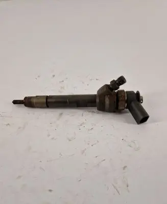 BMW 3 F30 F35 F31 Fuel injector 0445110601